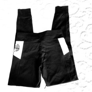 Brand New W/O Tags Pink Nation Yoga Pants Small